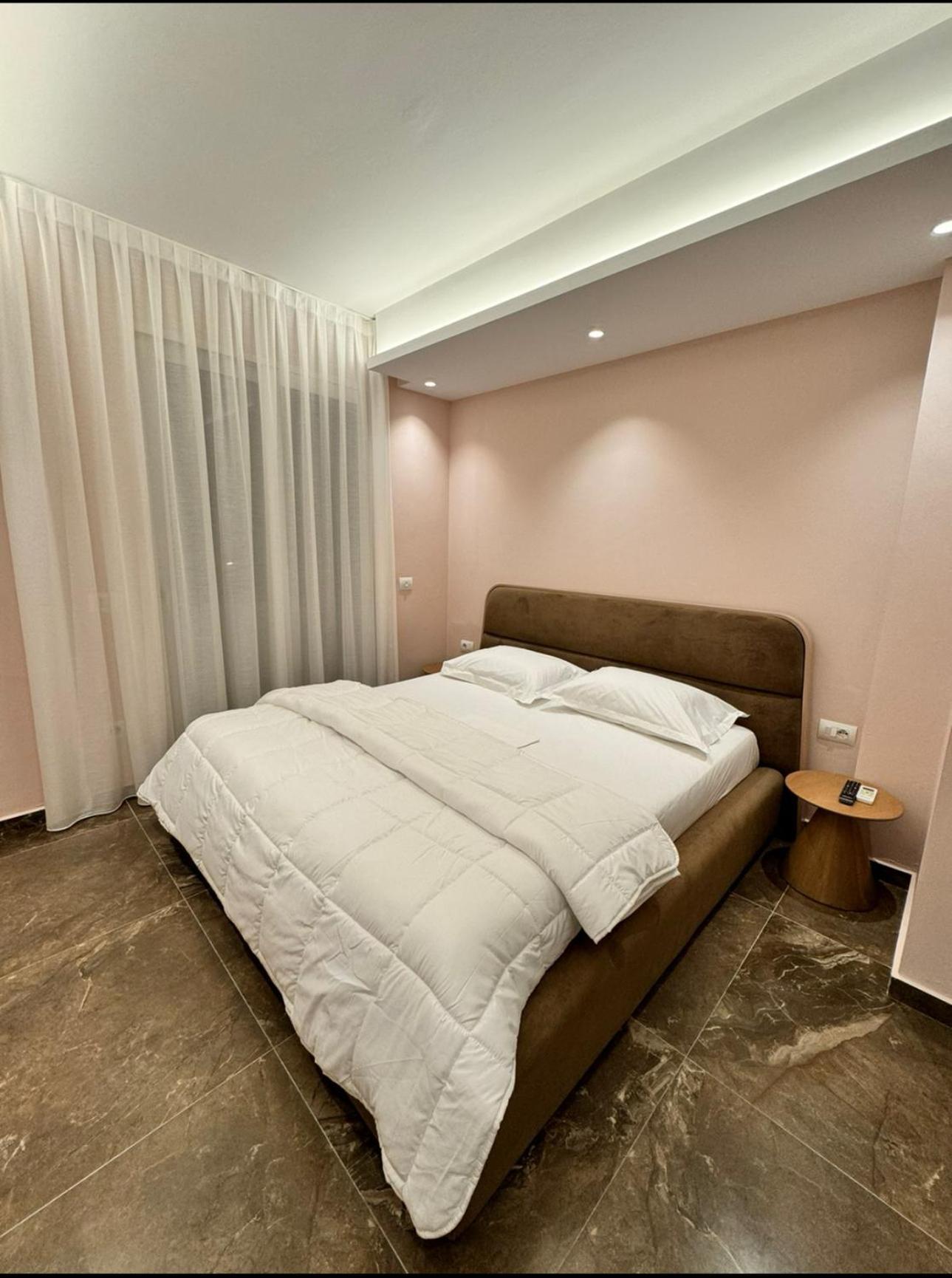 Agate City Center Apartment Тирана Екстер'єр фото