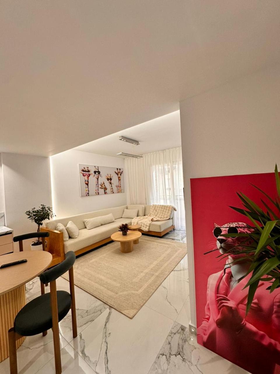 Agate City Center Apartment Тирана Екстер'єр фото